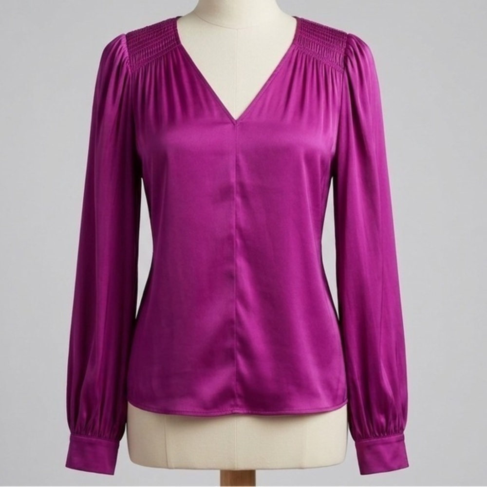 CURRENT AIR Magenta Satin V-Neck Long Sleeve Blouse, Size Small.